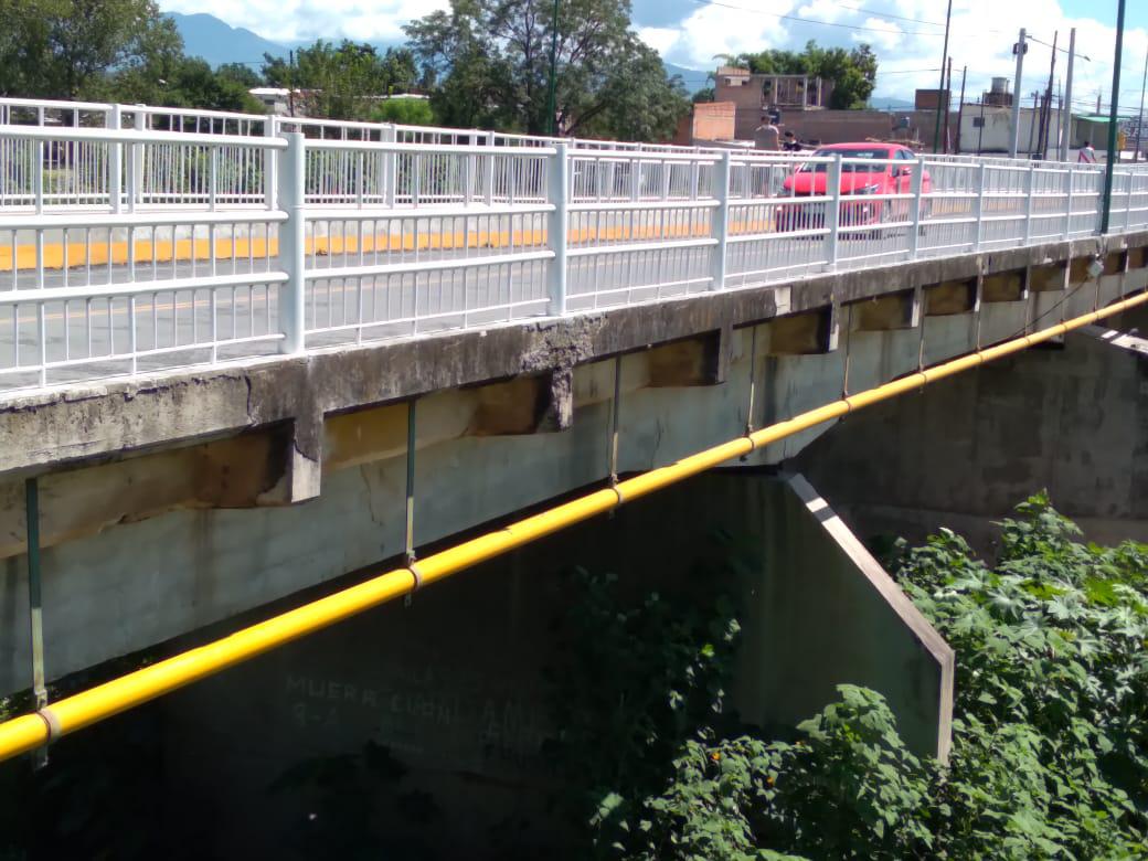 Vecinos en alerta por el mal estado del puente de Santa Lucia