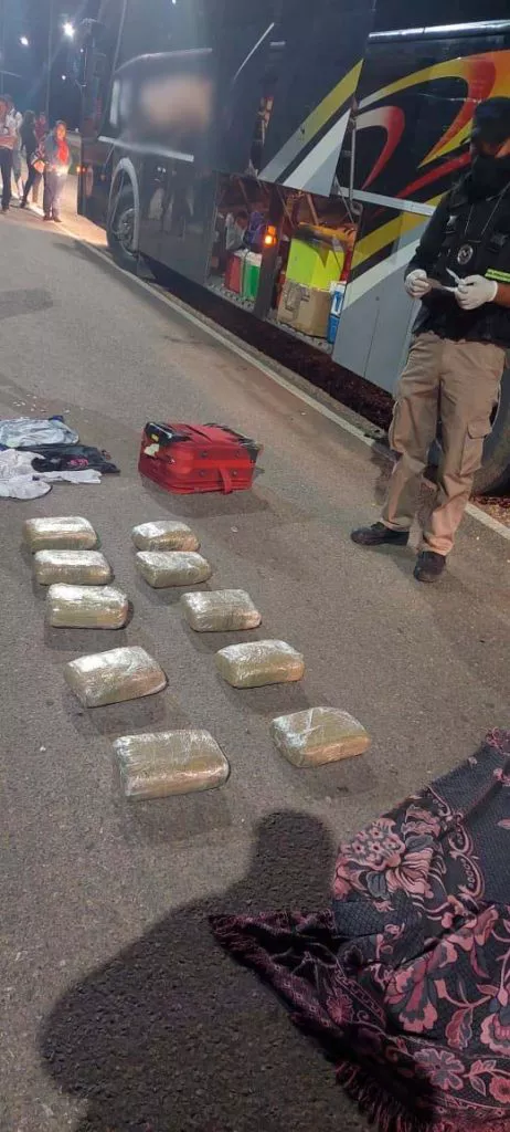 Imagen-de-WhatsApp-2023-04-21-a-las-16.15.58-3-462x1024