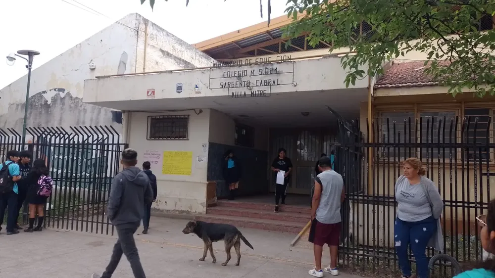 largas filas colegio sargento cabral dos