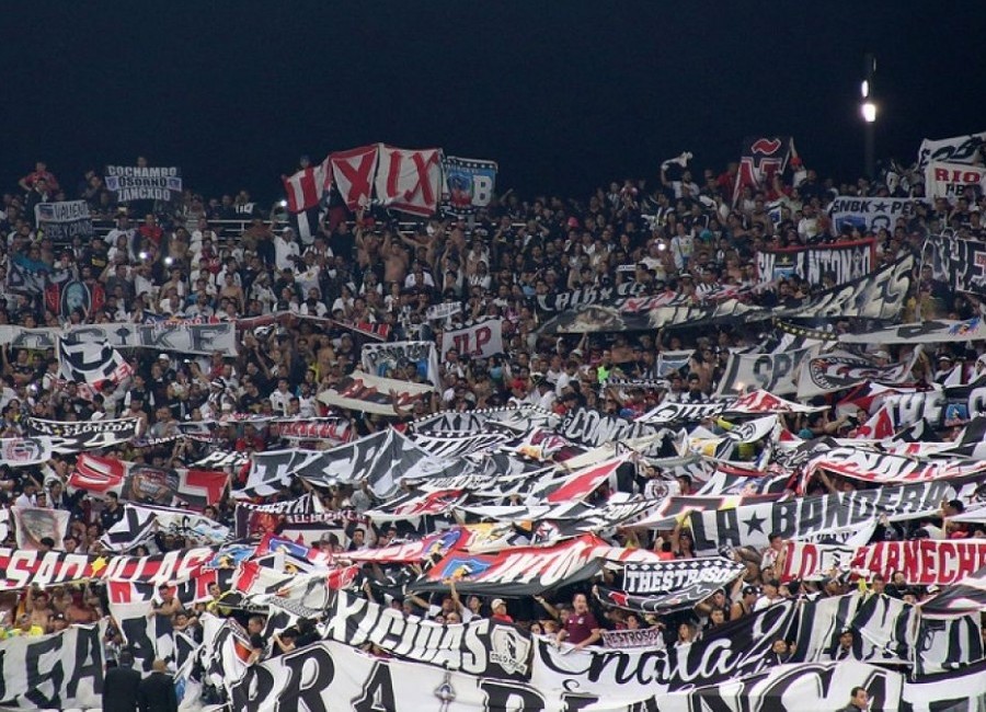 hinchada_colo_colo
