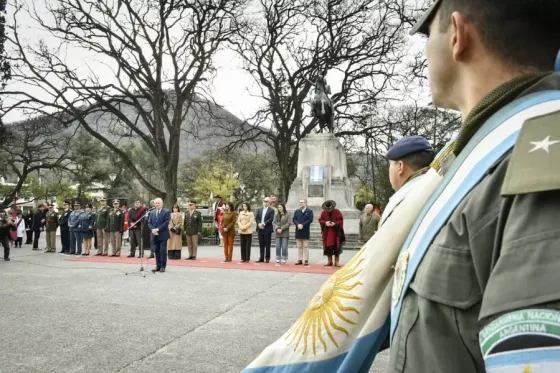 103292-conmemoraron-el-175-aniversario-del-paso-a-la-inmortalidad-del-general-jose-de-san-martin-20250817171838