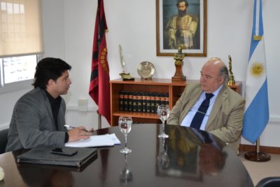 CasoFarfan-Reunion-400x267