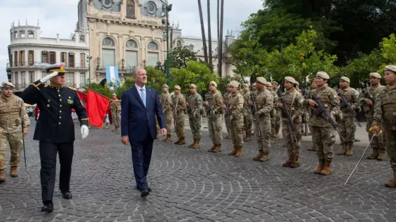 101806-salta-conmemoro-el-215-aniversario-de-la-revolucion-de-mayo-de-1810