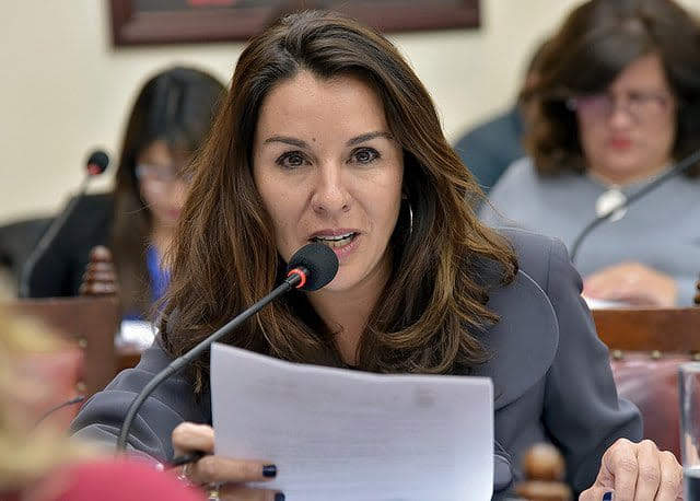mariana reyes