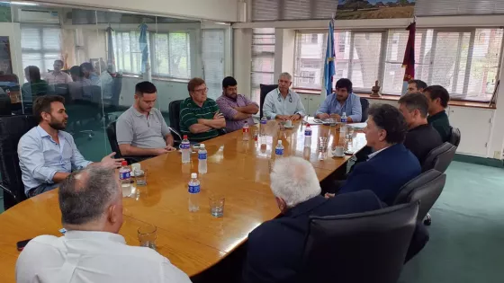 99245-el-gobierno-junto-al-campo-saltenio-redefinieron-una-agenda-de-trabajo