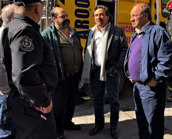 82975-por-decision-del-gobernador-los-comerciantes-afectados-por-el-incendio-recibiran-subsidios