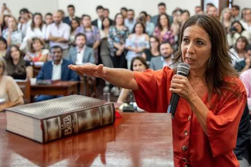 Soledad Gramajo jurando