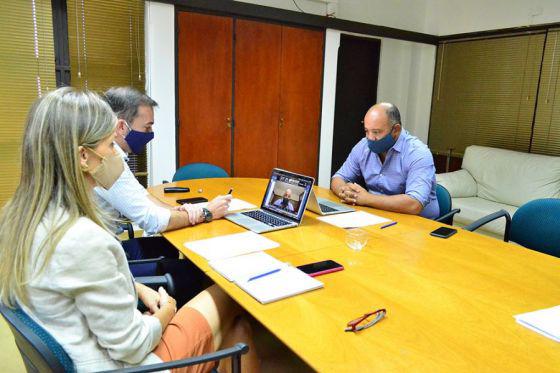 74347-nueva-reunion-del-gobierno-con-la-comision-bicameral-del-seguimiento-de-la-reestructuracion-de-la-deuda