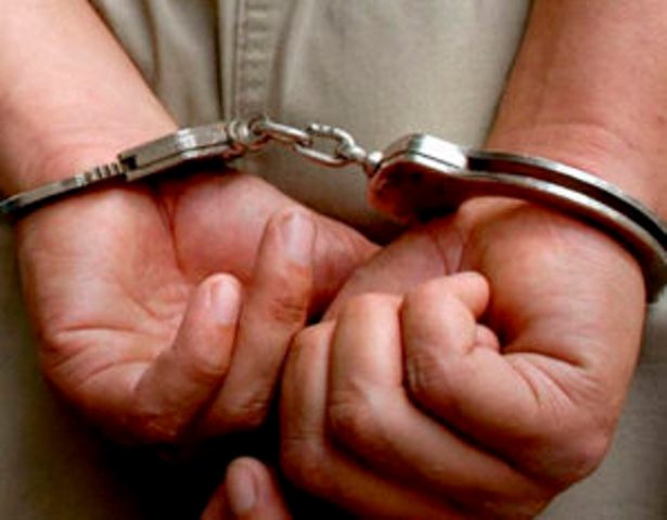 Detenido-01-300x234