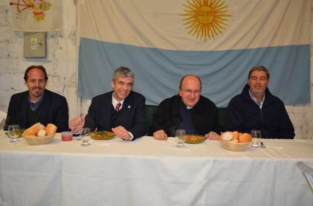 ucasal autoridades