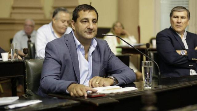 tmb1_tras-las-rejas-singh-quedo-detenido-despues-perder-fueros-diputados-114424-164035