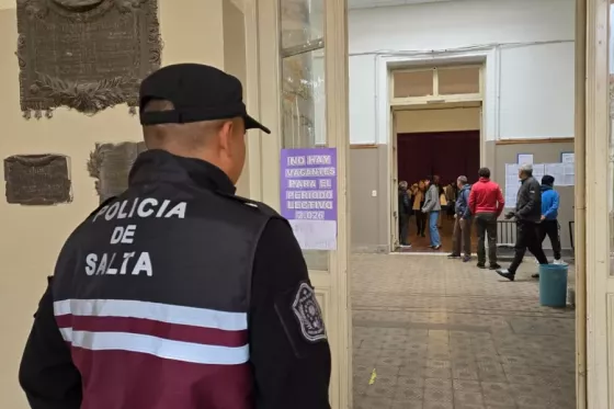 15779-en-salta-se-desarrollo-con-normalidad-la-jornada-electoral-nacional