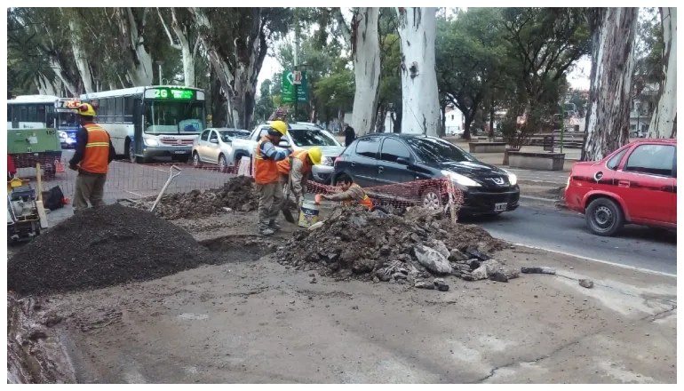 obras desvíos colectivos av san martín