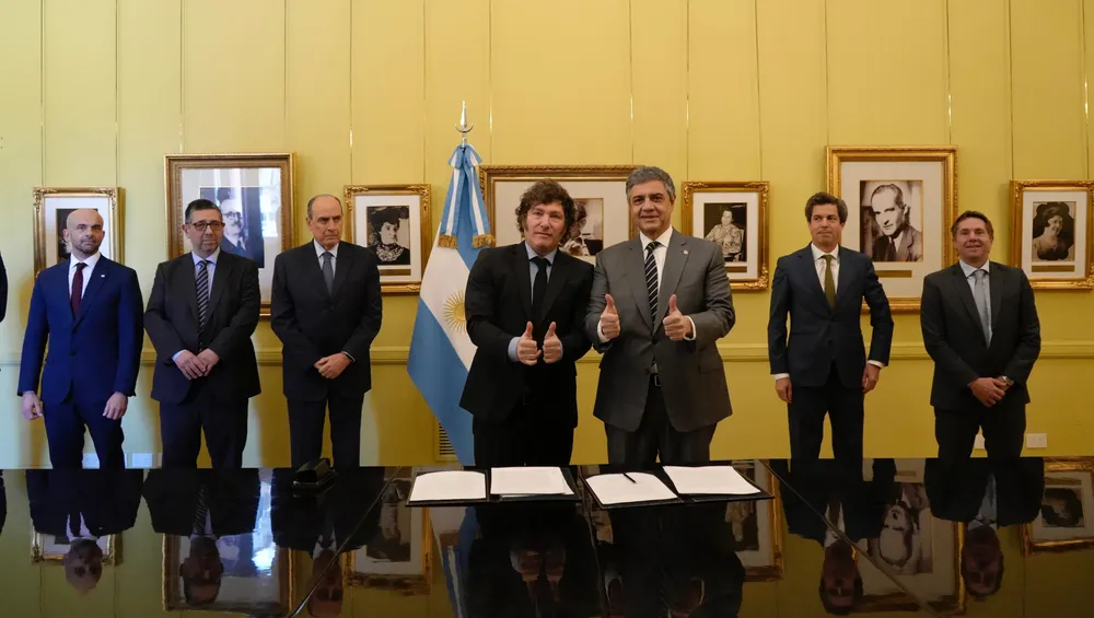 javier milei y jorge macri