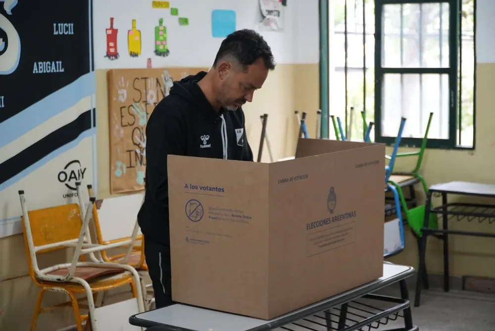 WhatsApp Image 2025-10-26 at 09.30.33