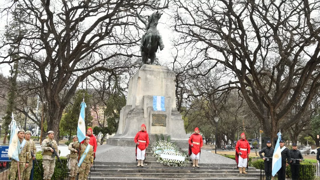 22699-salta-rindio-homenaje-al-general-jose-de-san-martin-en-el-176-aniversario-de-su-paso-a-la-inmortalidad