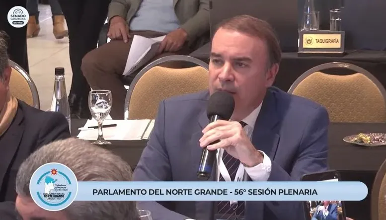 Enrique Cornejo Parlamento del Norte