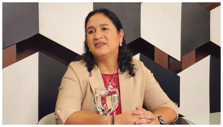 patricia hucena en día de miércoles