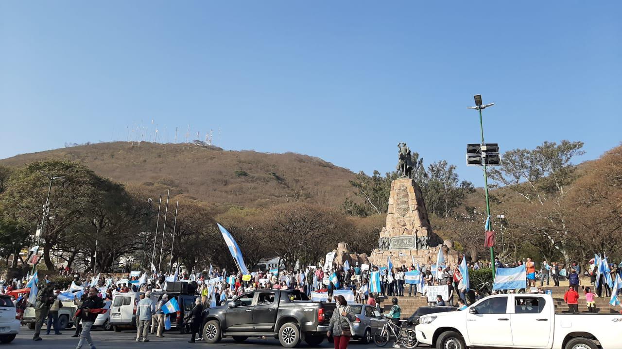 7a7a2f20-02c3-4ff8-9820-a591f7dd5bf4