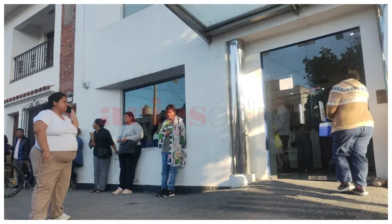 largas filas simela (2)