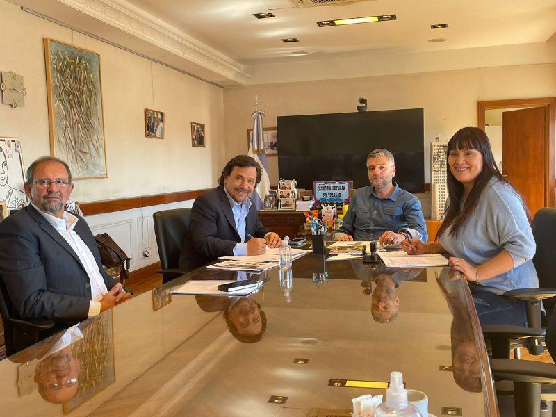 Anuncian obras para comunidades indígenas de Pichanal