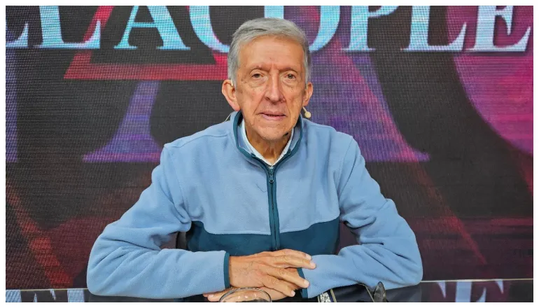 armando caro figueroa en el acople