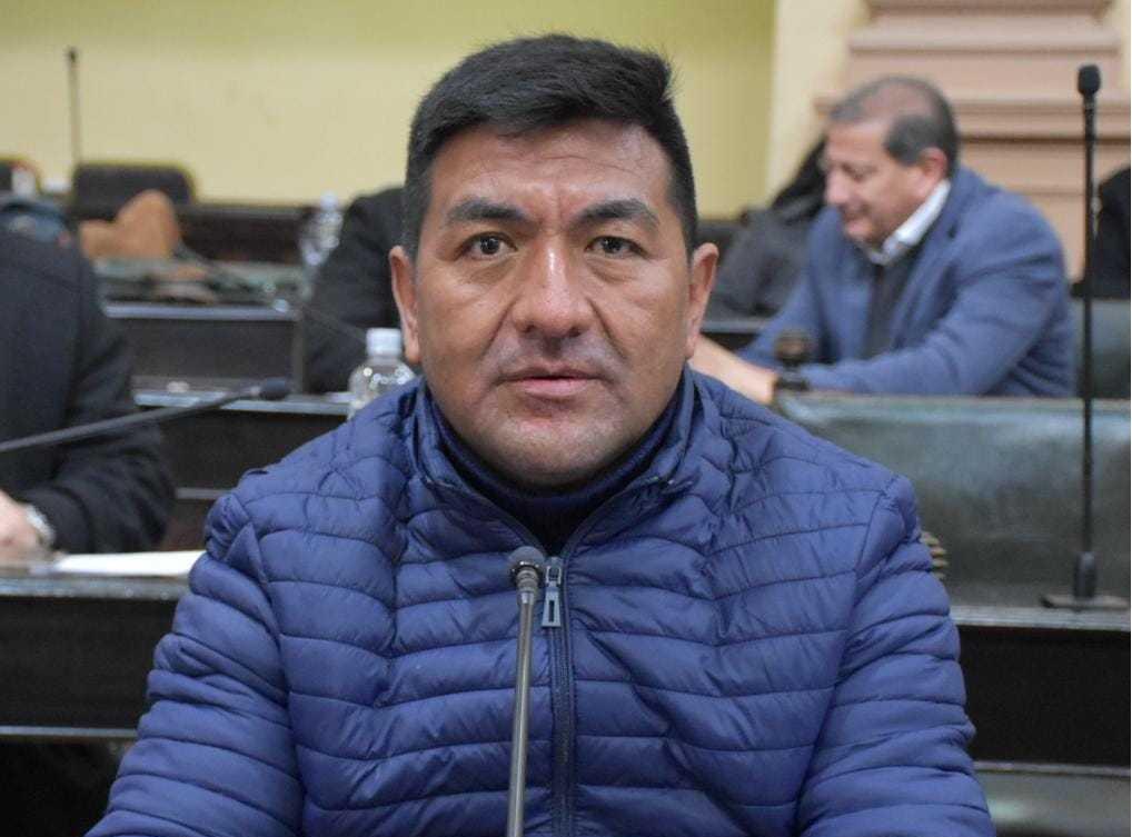 Carlos Ampuero