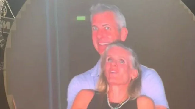 pareja-infieles-coldplay