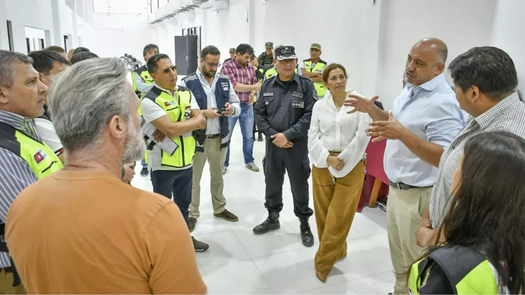 19637-ltima-visita-de-obra-al-puesto-de-control-fronterizo-de-salvador-mazza-antes-de-su-inauguracion