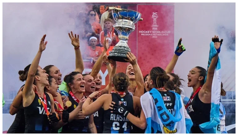 LAS LEONAS (1)