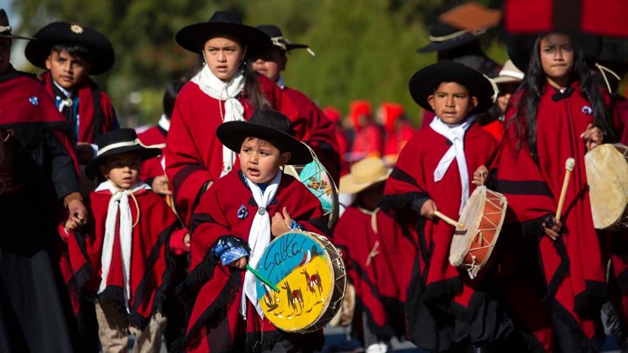 guemes desfile telam