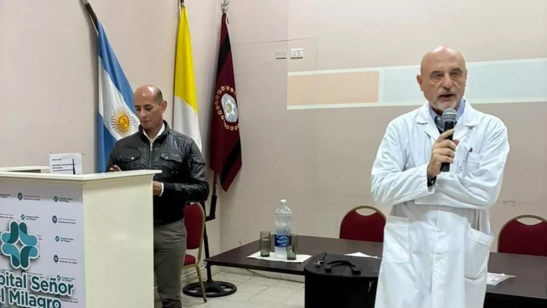 25160-defensa-civil-capacito-al-personal-del-hospital-senior-del-milagro-sobre-actuacion-ante-sismos