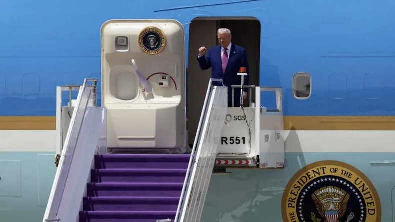 donald-trump-avion-air-force-one