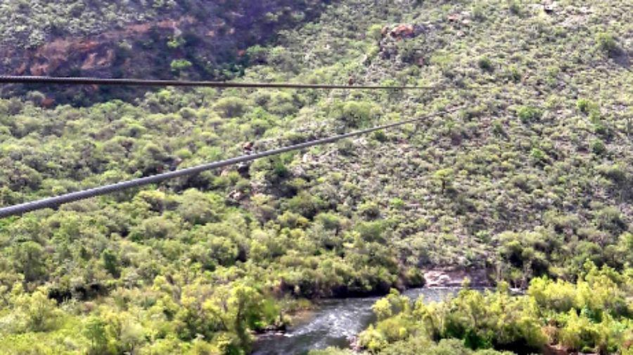 el-cable-que-embistio-accidentalmente-el-helicoptero-de-jorge-brito-era-una-de-las-atracciones-en-salta-1082783