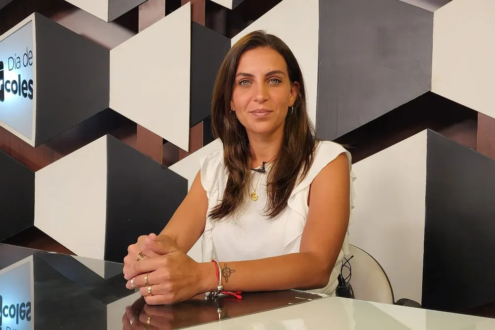 paula benavides en día de miércoles