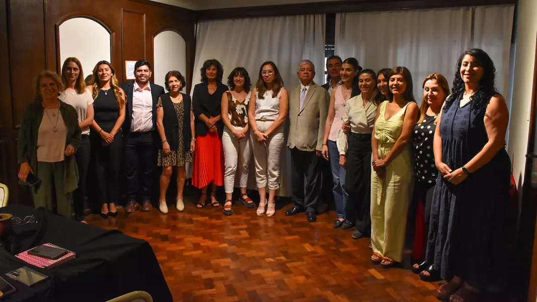 105334-el-gobierno-presento-el-programa-de-padrinazgo-y-madrinazgo-para-ninios-sin-cuidados-parentales