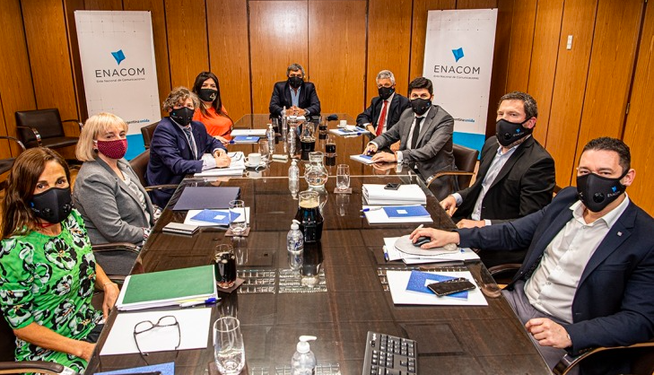 Captura de Pantalla 2020-10-16 a la(s) 12.15.55