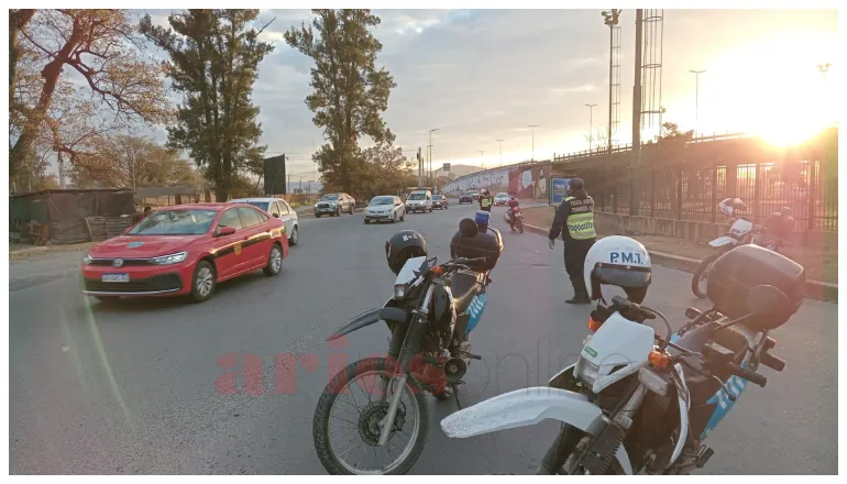 corte avenida excombatientes de malvinas (2)