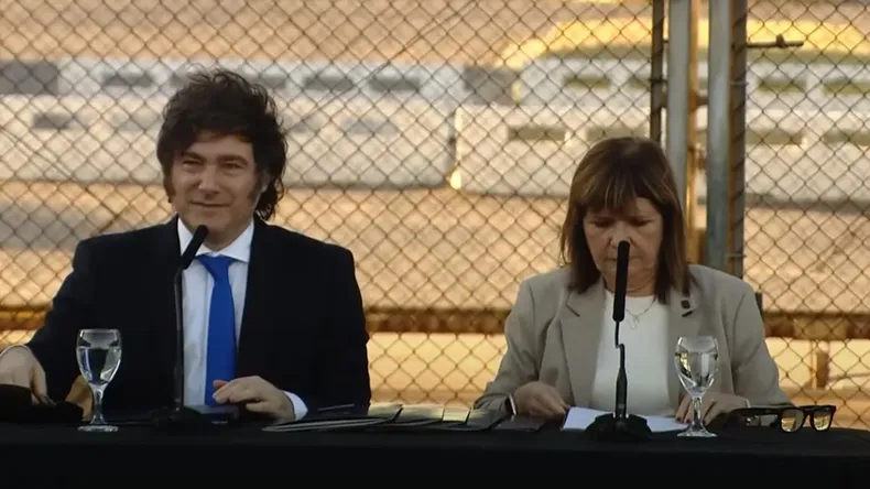 milei-bullrich