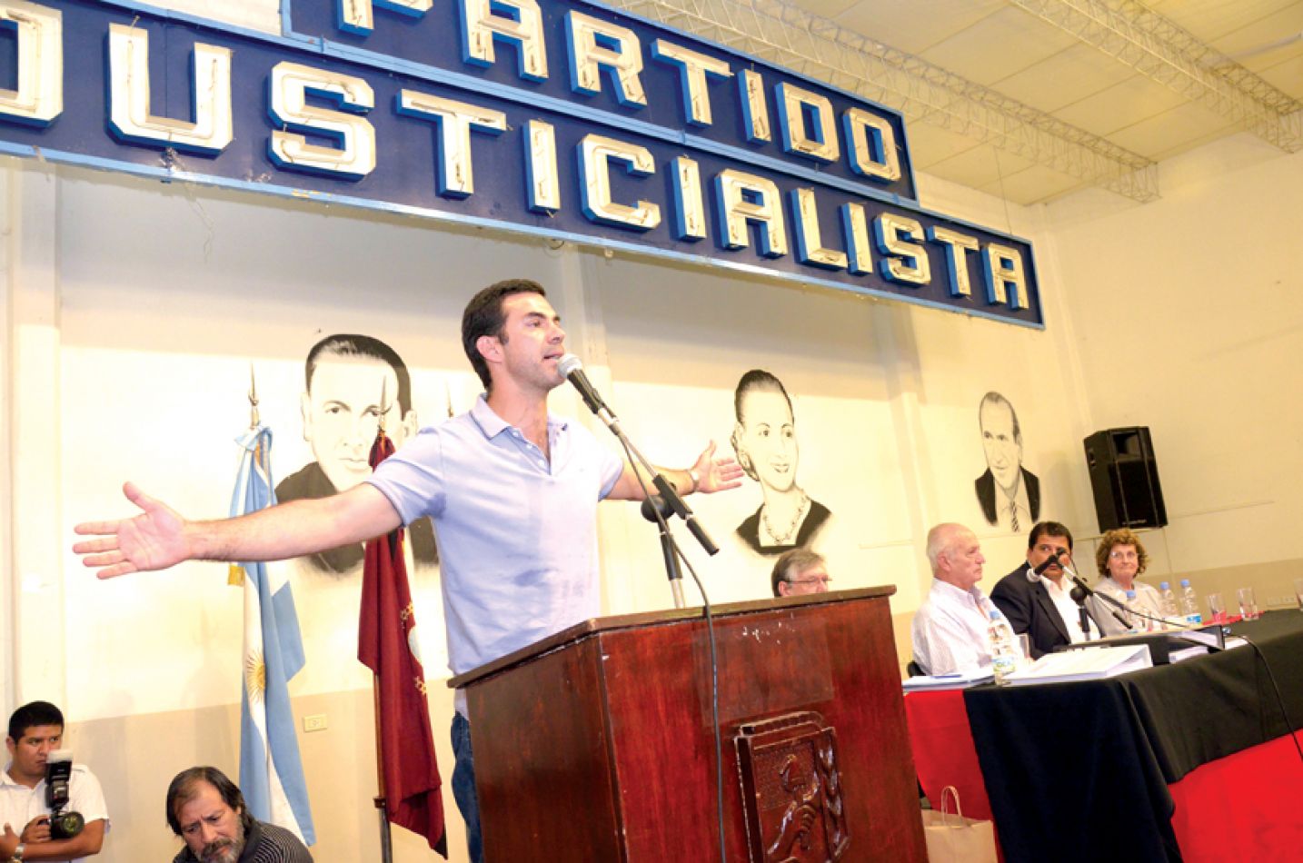 2305-urtubey-renuncia-a-la-presidencia-del-partido-justicialista