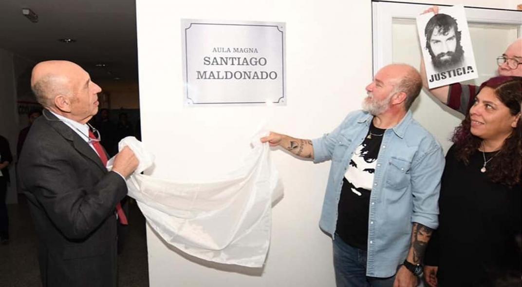 aula santiago maldonado