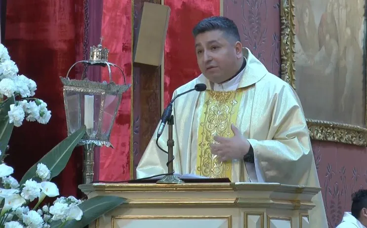 Padre Javier Romero