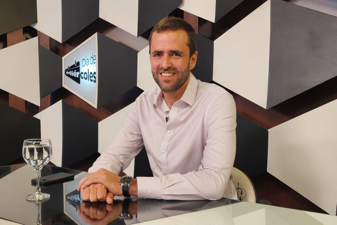 emiliano estrada en día de miércoles