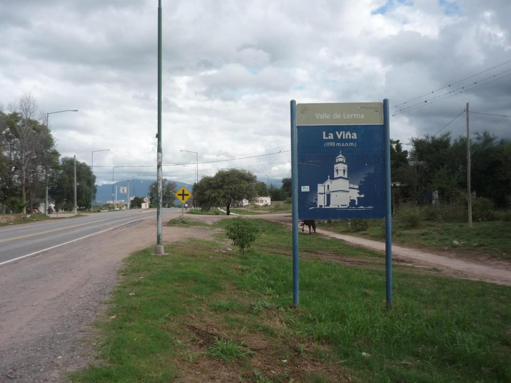 10393) 2015-5-1 17,02 Ingreso a La Viña