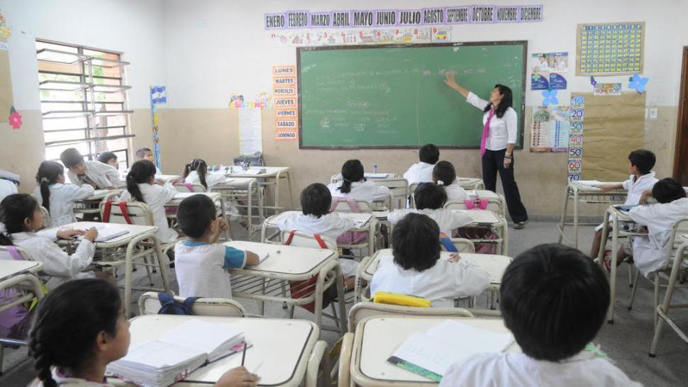 alumnos primaria escuela