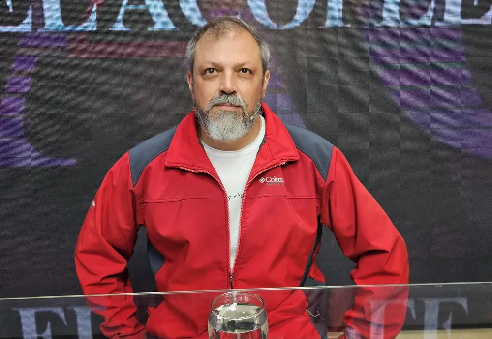 enrique derlindatti en el acople