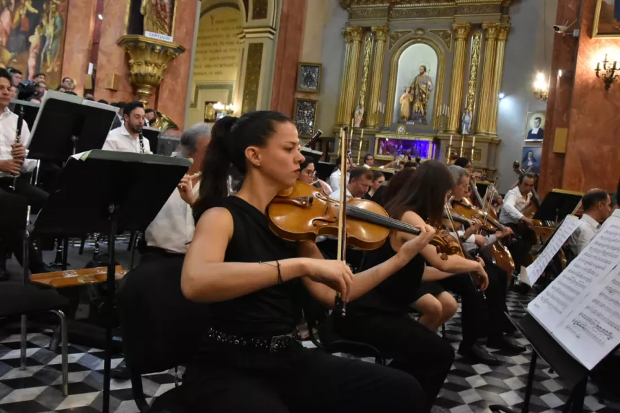 16572-concierto-coral-y-sinfonico-navidenio-en-la-catedral-de-salta
