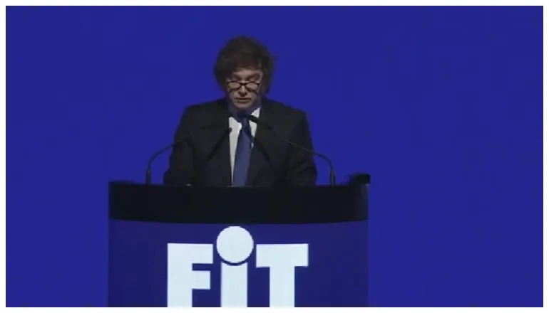 milei en la fit 2025 (2)