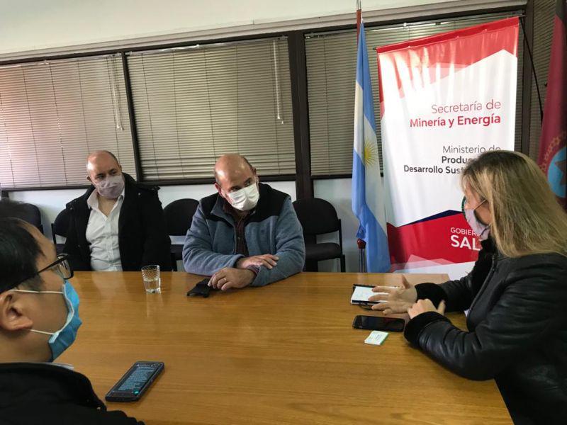 77208-el-gobierno-insta-a-empresas-mineras-a-priorizar-la-contratacion-de-proveedores-locales