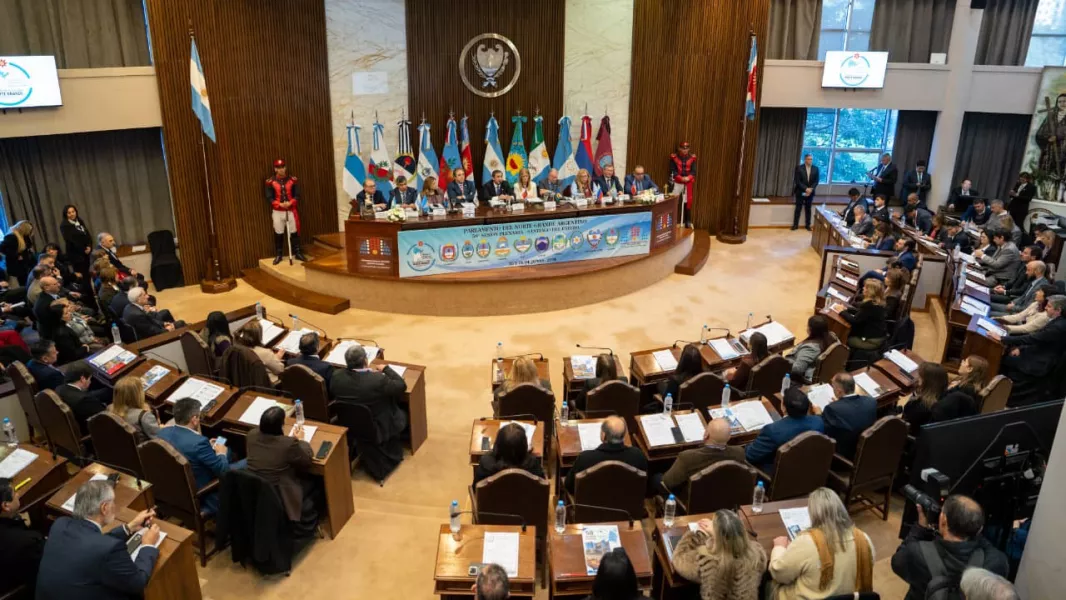23846-marocco-participo-de-la-58-reunion-plenaria-del-parlamento-del-norte-grande-20260626210553